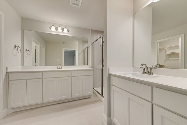 6926 Crimson Drive, Arlington, TX 76001