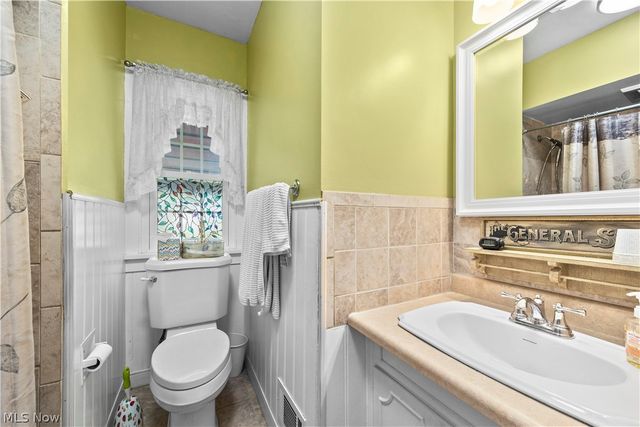 9988 W Ridge Road, Elyria, OH 44035