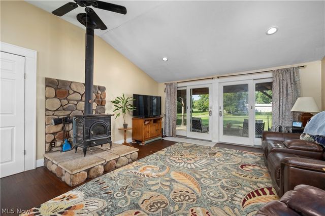 9988 W Ridge Road, Elyria, OH 44035