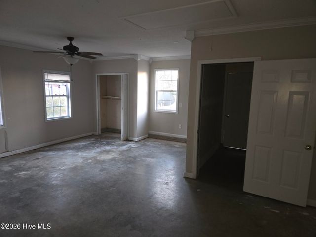 442 Dion Drive, Hubert, NC 28539