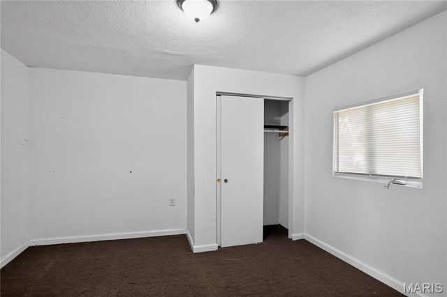 2344 Burns Avenue, St Louis, MO 63114