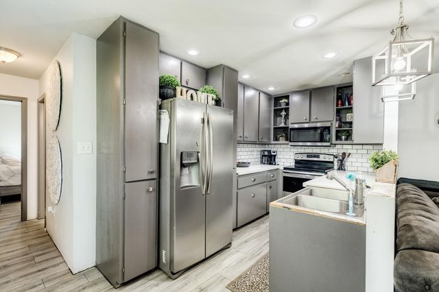 7550 Oak Cross E Street, Alvin, TX 77511