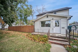 212 Nile Kinnick Drive N, Adel, IA 50003