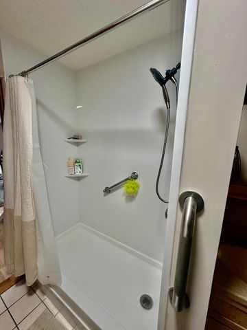 37490 Grand Avenue, North Branch, MN 55056