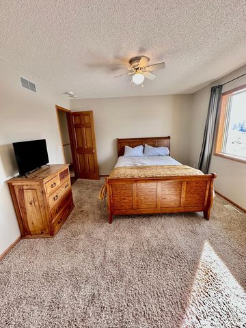 37490 Grand Avenue, North Branch, MN 55056