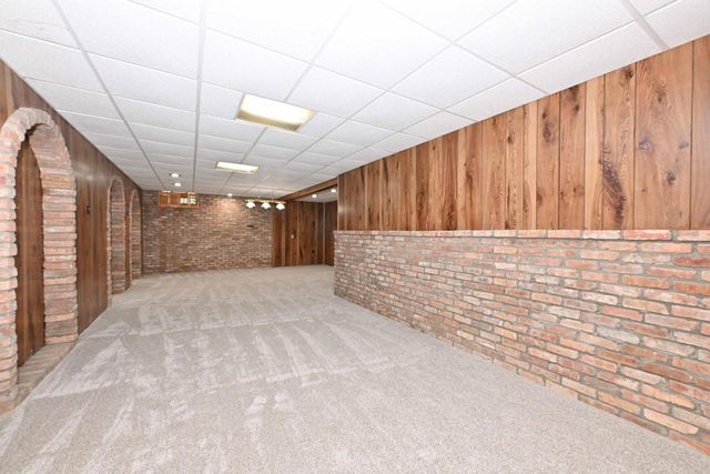 W4708 Pine COURT, Elkhorn, WI 53121