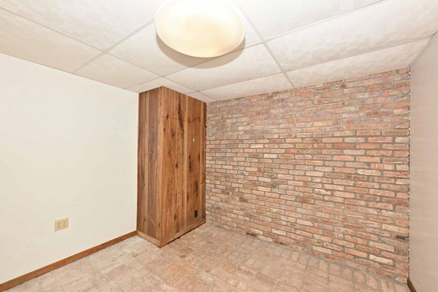 W4708 Pine COURT, Elkhorn, WI 53121