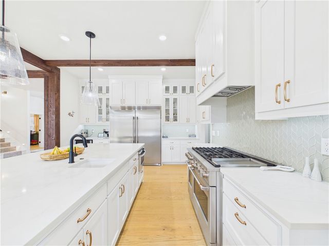 4105 Rolling Meadows Drive, Rogers, AR 72756