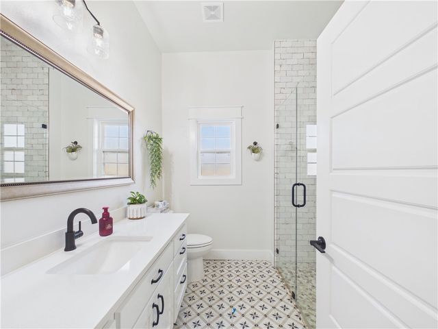 4105 Rolling Meadows Drive, Rogers, AR 72756