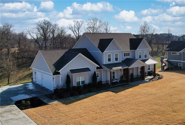 4105 Rolling Meadows Drive, Rogers, AR 72756