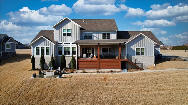 4105 Rolling Meadows Drive, Rogers, AR 72756