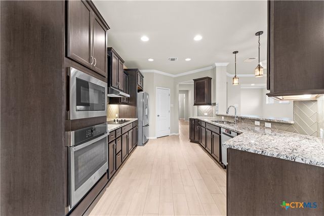 213 Lasata Lane, Belton, TX 76513