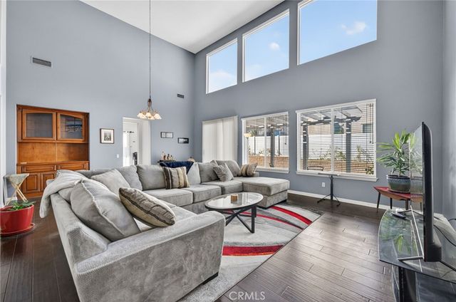 23801 Hollingsworth, Murrieta, CA 92562