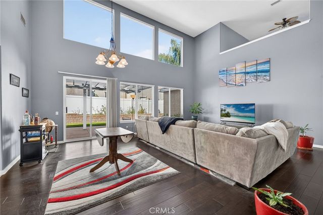 23801 Hollingsworth, Murrieta, CA 92562