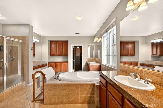 23801 Hollingsworth, Murrieta, CA 92562