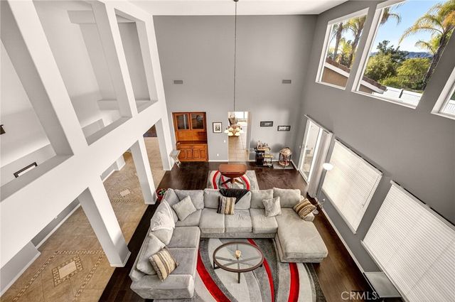 23801 Hollingsworth, Murrieta, CA 92562