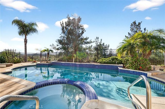 23801 Hollingsworth, Murrieta, CA 92562