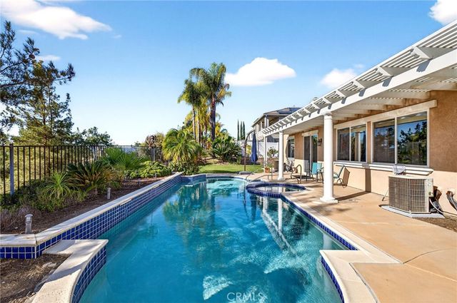 23801 Hollingsworth, Murrieta, CA 92562