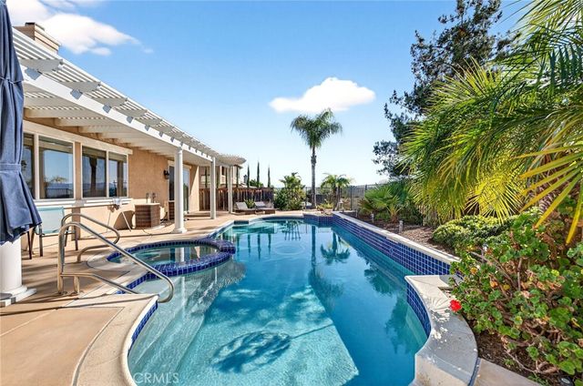 23801 Hollingsworth, Murrieta, CA 92562