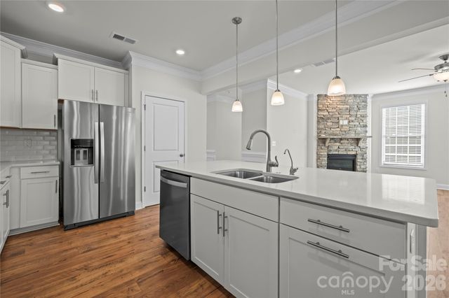 2491 Napa Terrace, Clover, SC 29710