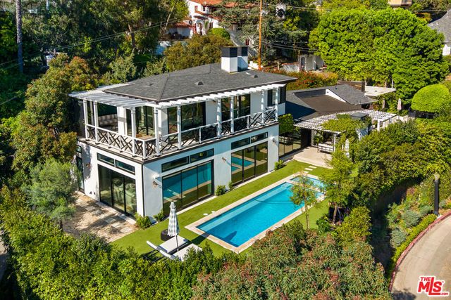 1640 N Kings Road, Los Angeles, CA 90069