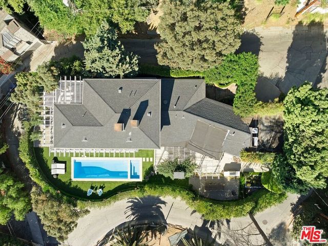 1640 N Kings Road, Los Angeles, CA 90069