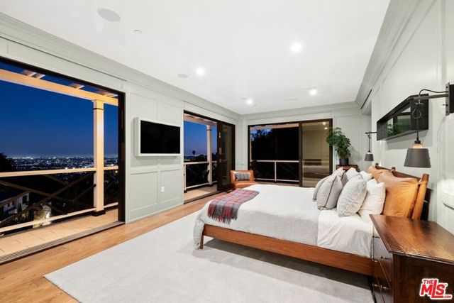 1640 N Kings Road, Los Angeles, CA 90069
