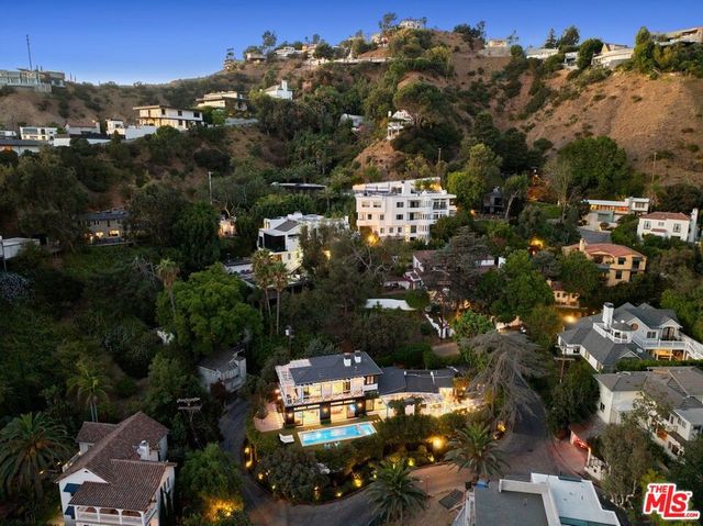 1640 N Kings Road, Los Angeles, CA 90069