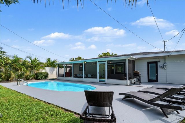 12565 81ST AVENUE, Seminole, FL 33776