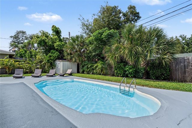 12565 81ST AVENUE, Seminole, FL 33776