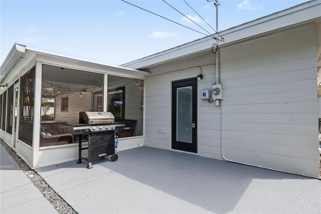 12565 81ST AVENUE, Seminole, FL 33776