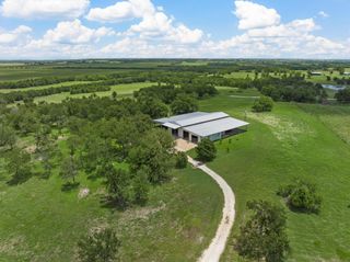 404 County Road 459, Troy, TX 76656