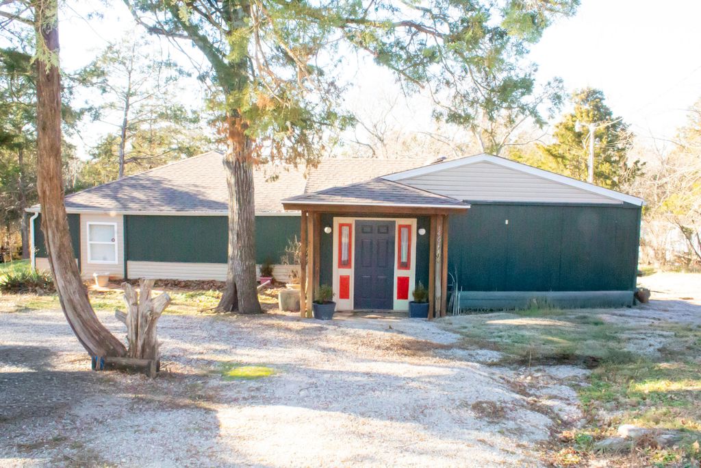 1461 Welch Road, Reeds Spring, MO 65737