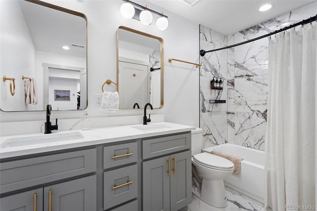 6085 S Sycamore Street, Littleton, CO 80120