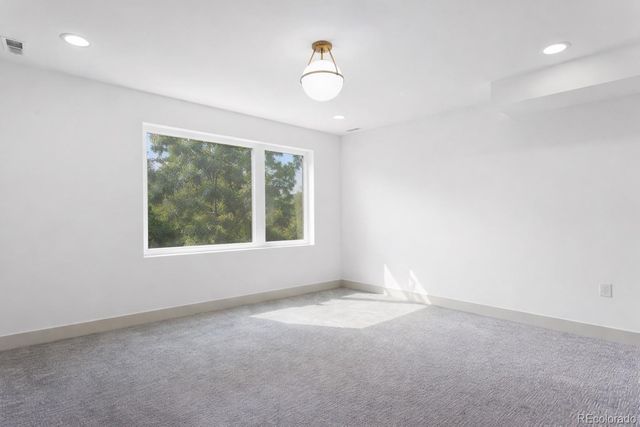 6085 S Sycamore Street, Littleton, CO 80120