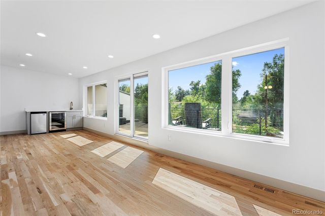 6085 S Sycamore Street, Littleton, CO 80120