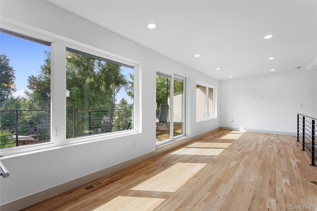 6085 S Sycamore Street, Littleton, CO 80120