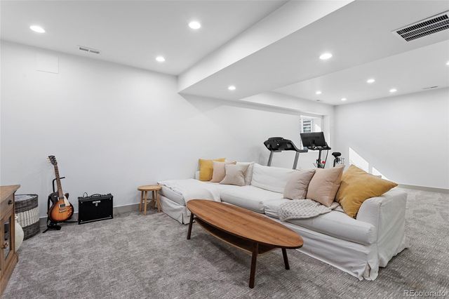 6085 S Sycamore Street, Littleton, CO 80120