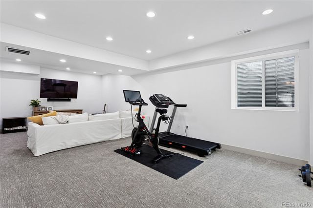 6085 S Sycamore Street, Littleton, CO 80120