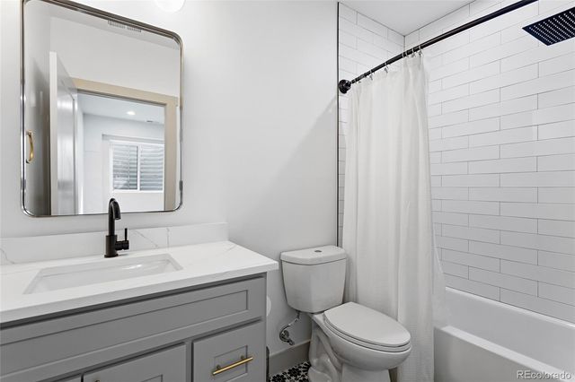 6085 S Sycamore Street, Littleton, CO 80120