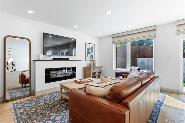 6085 S Sycamore Street, Littleton, CO 80120