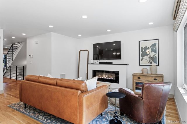 6085 S Sycamore Street, Littleton, CO 80120