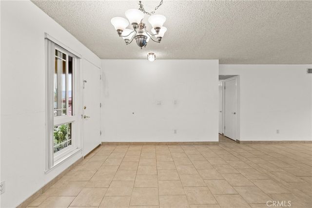 29147 Lotusgarden, Canyon Country, CA 91387