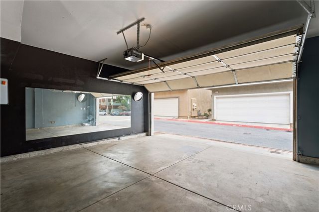 13471 Sunny Palms Ln, Sylmar, CA 91342