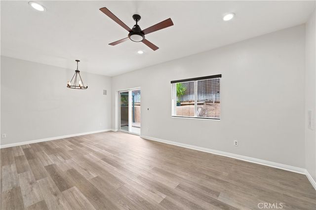 13471 Sunny Palms Ln, Sylmar, CA 91342