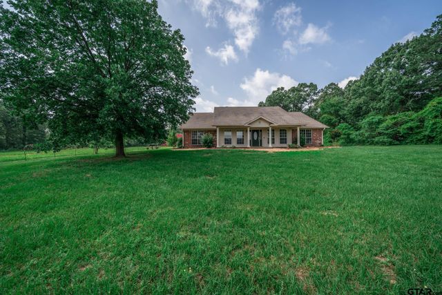 3460 Hawk Rd., Diana, TX 75640