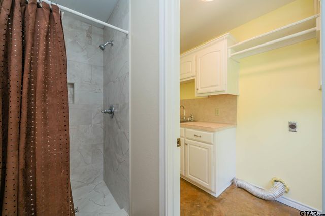 3460 Hawk Rd., Diana, TX 75640