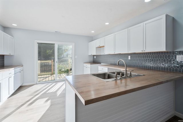 2410 N Apperson Way, Kokomo, IN 46901