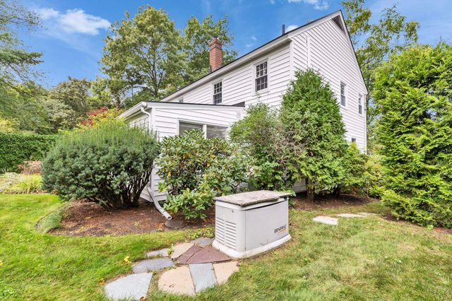 147 Kearney Street, Manchester, NH 03104
