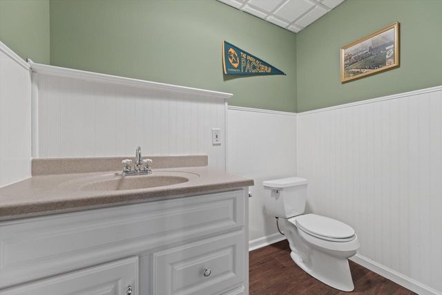 N60W23922 Butternut LANE, Sussex, WI 53089